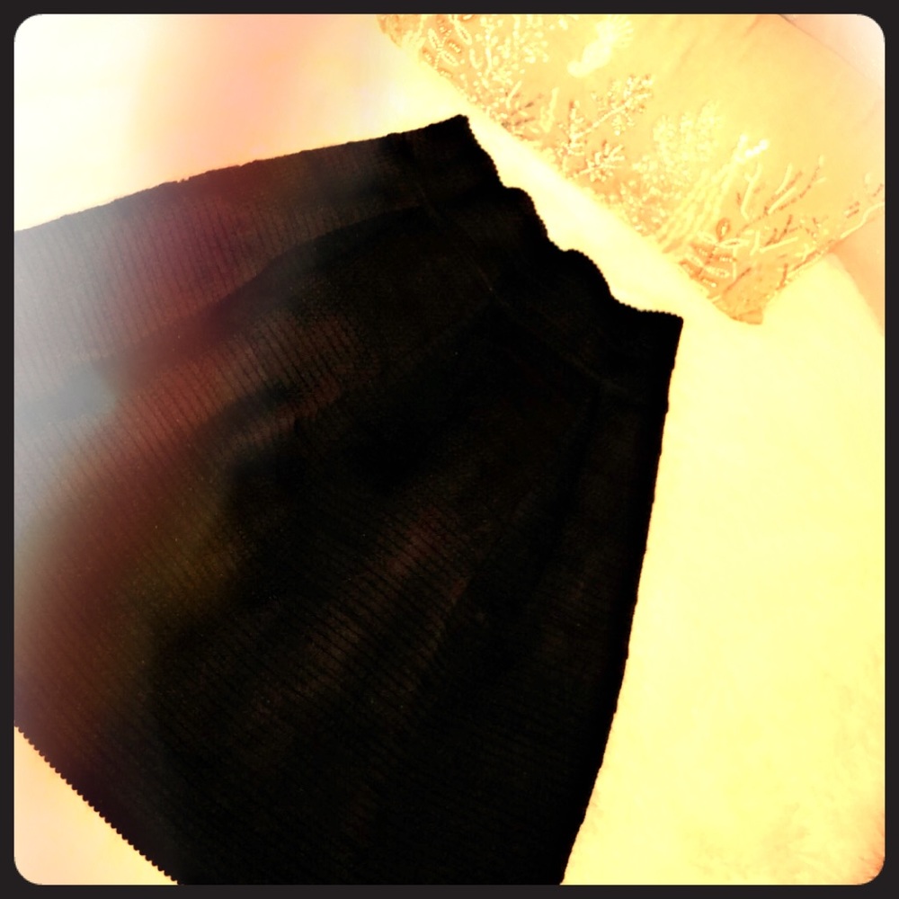 Black a line skirt